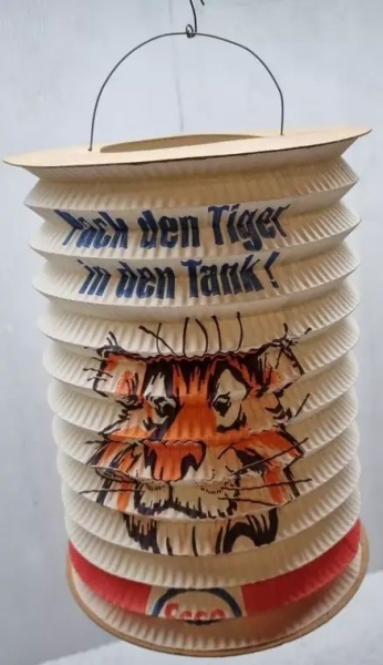 Esso 1965 Chinese Lantern "Pack den Tiger in den Tank" Paper (3947)